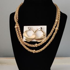 Dana Buchman gold set 🌴🌴🌴